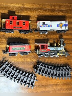 New Bright The Great American Express Railroad Train Set "Toys "R" US" Rare.